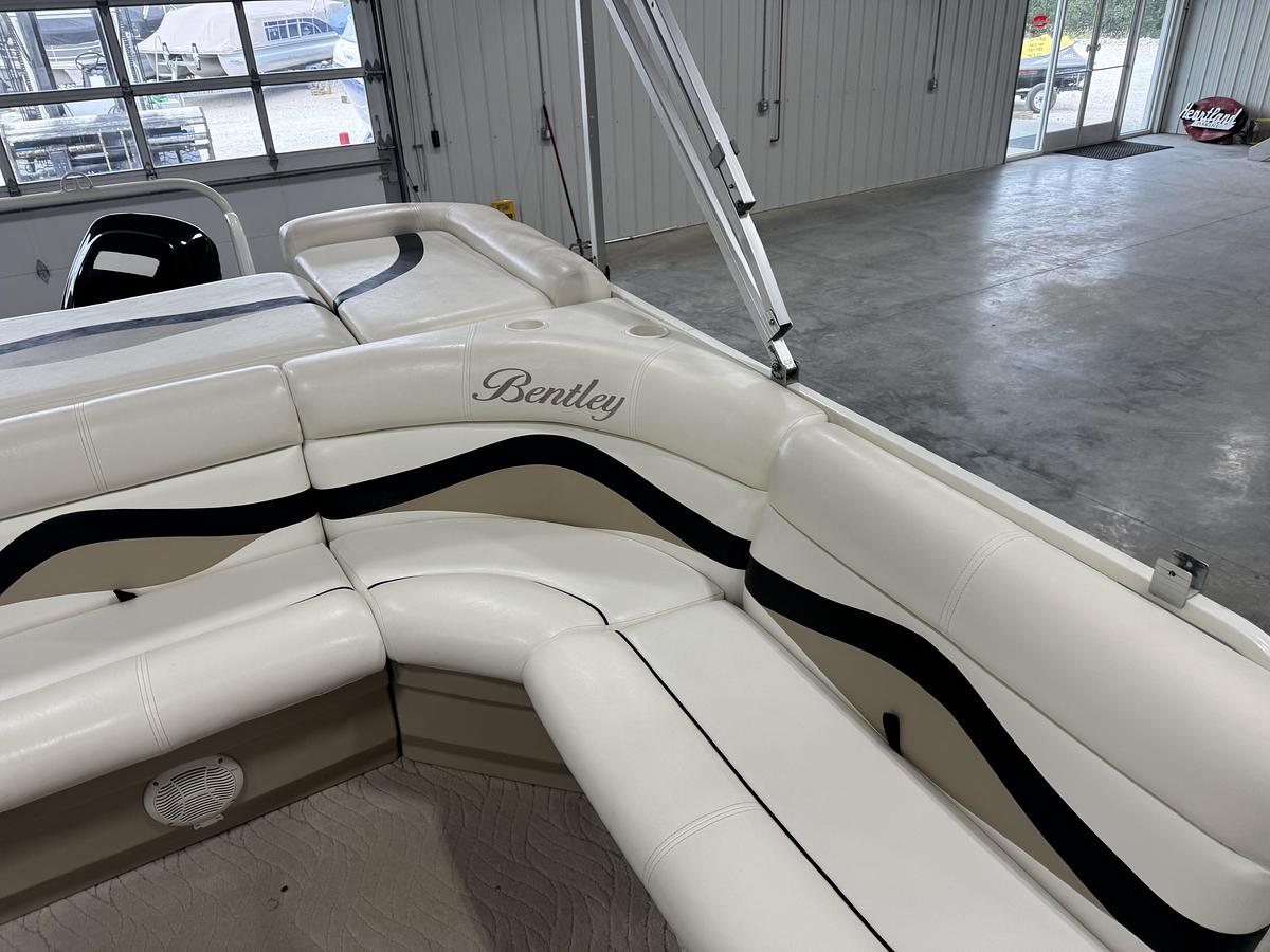 Used 2010 Bentley 243 Cruise