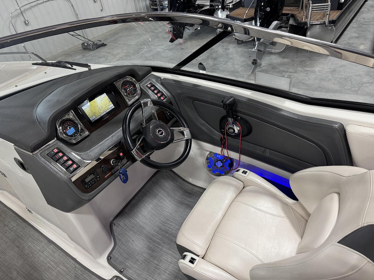 Used 2017 Chaparral 257 SSX