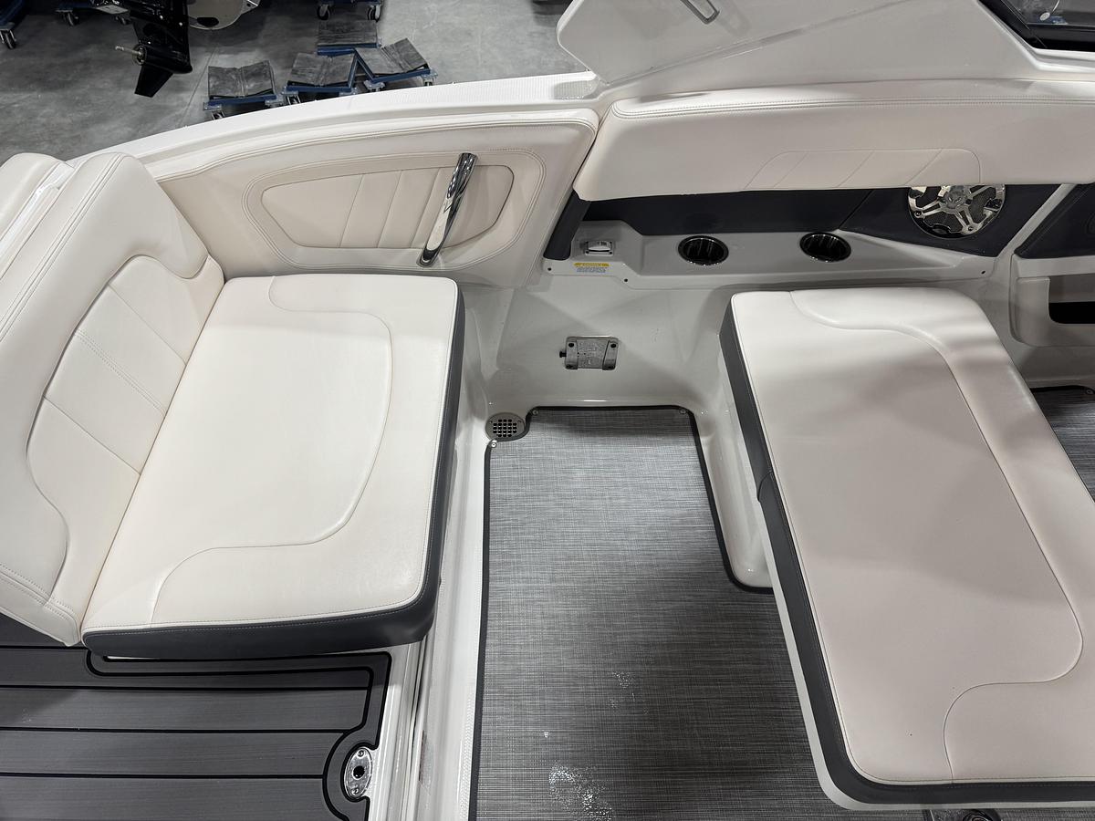 Used 2017 Chaparral 257 SSX