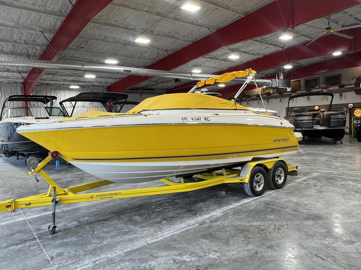 Used 2006 Monterey 234 FS