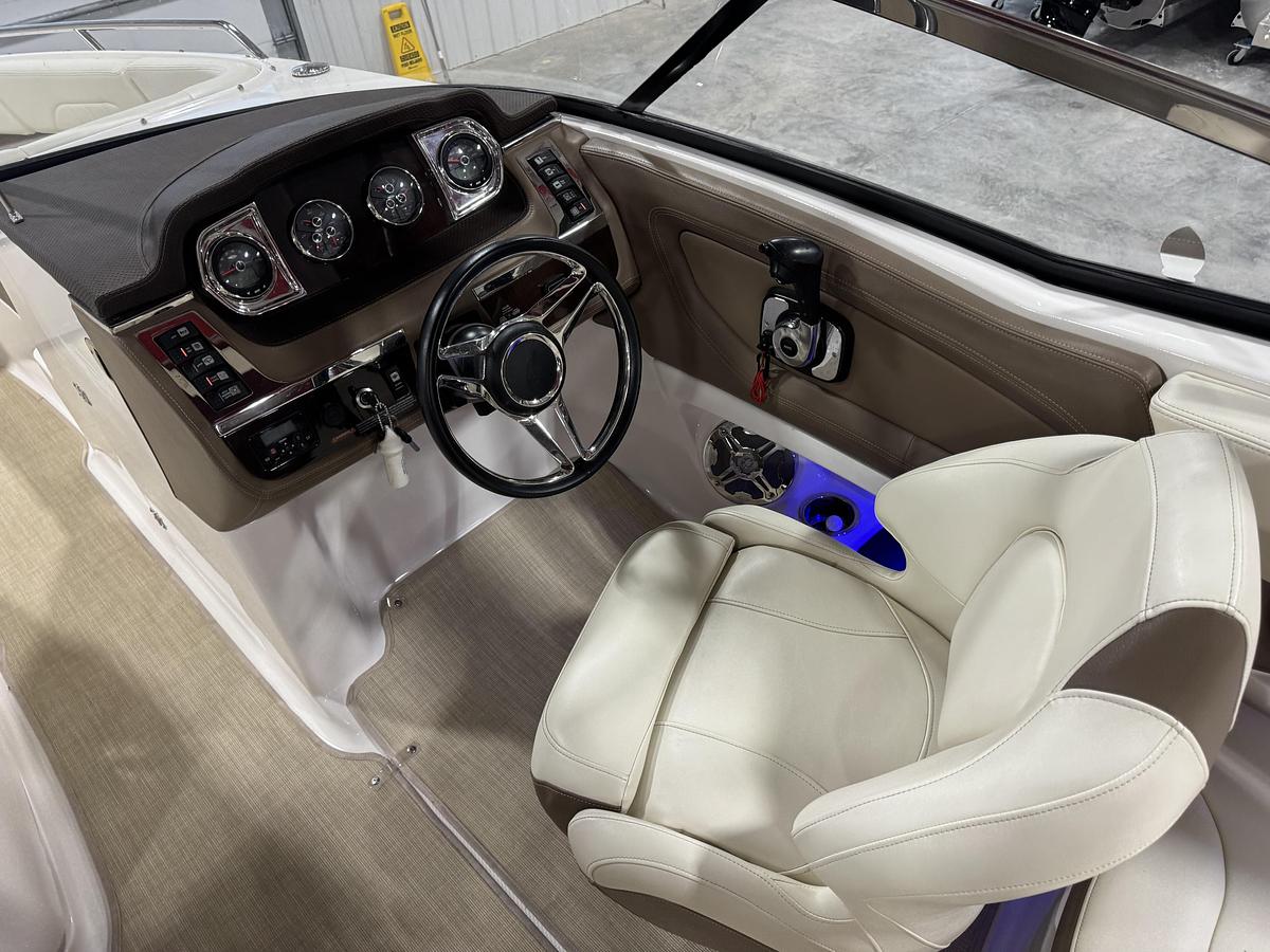 Used 2015 Chaparral 257 SSX