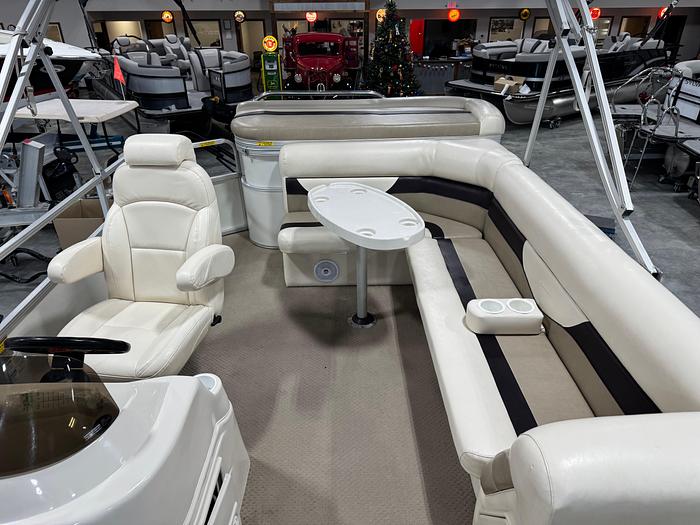 Used 2010 Sundancer Pontoons 243 tritoon