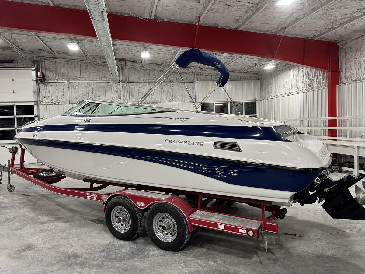 Used 2004 Crownline 266 BR