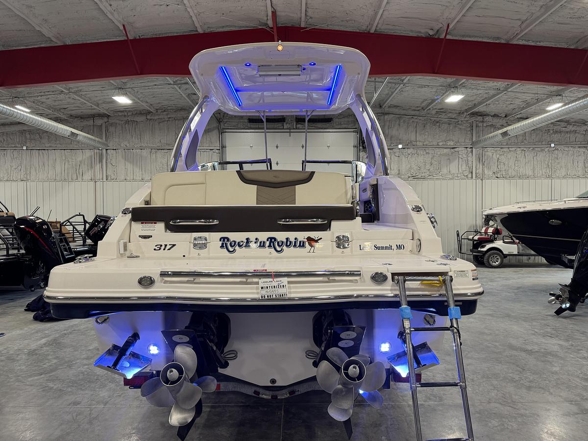 Used 2019 Chaparral 317 SSX