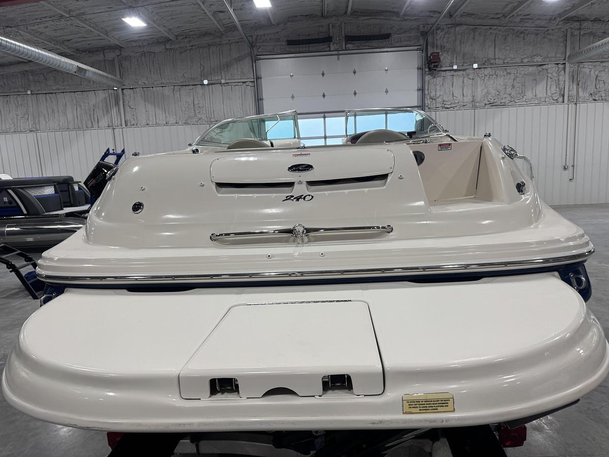 Used 2006 Sea Ray 240 Sundeck