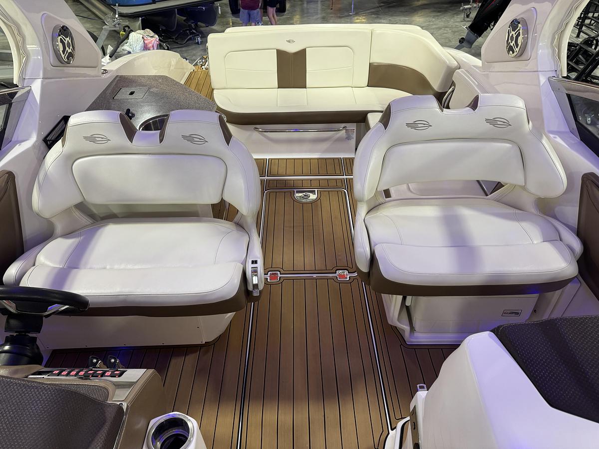 Used 2016 Chaparral 337 SSX