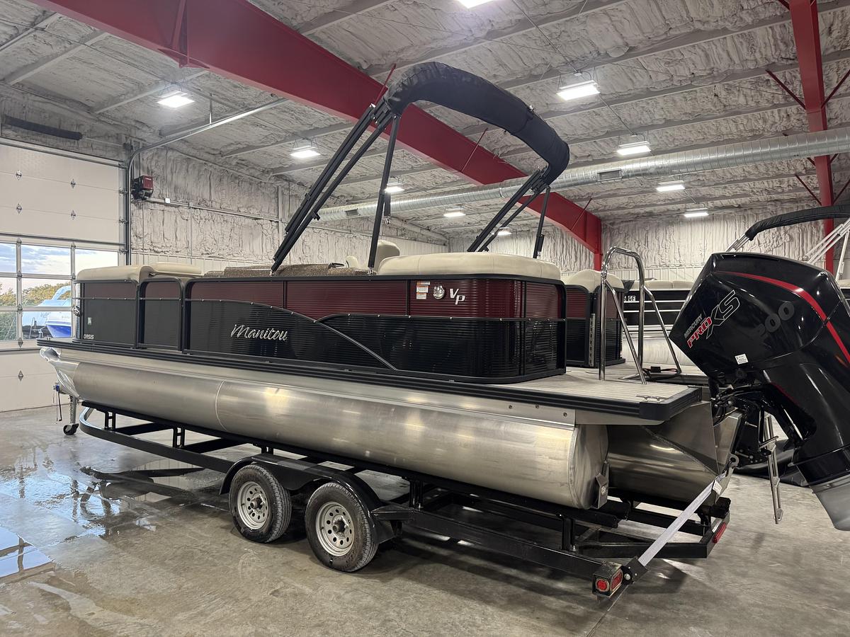 Used 2021 Manitou 23 Oasis