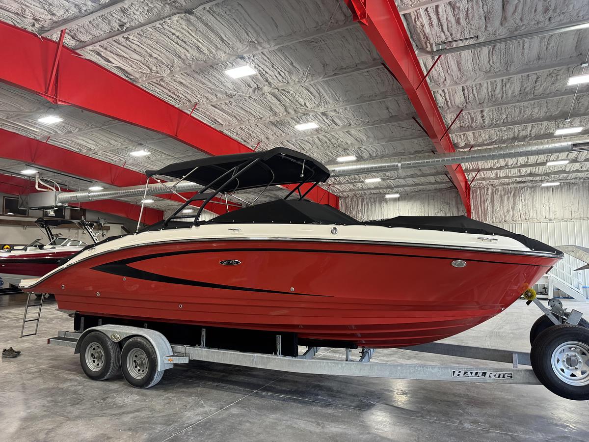 Used 2015 Sea Ray 270 SDX