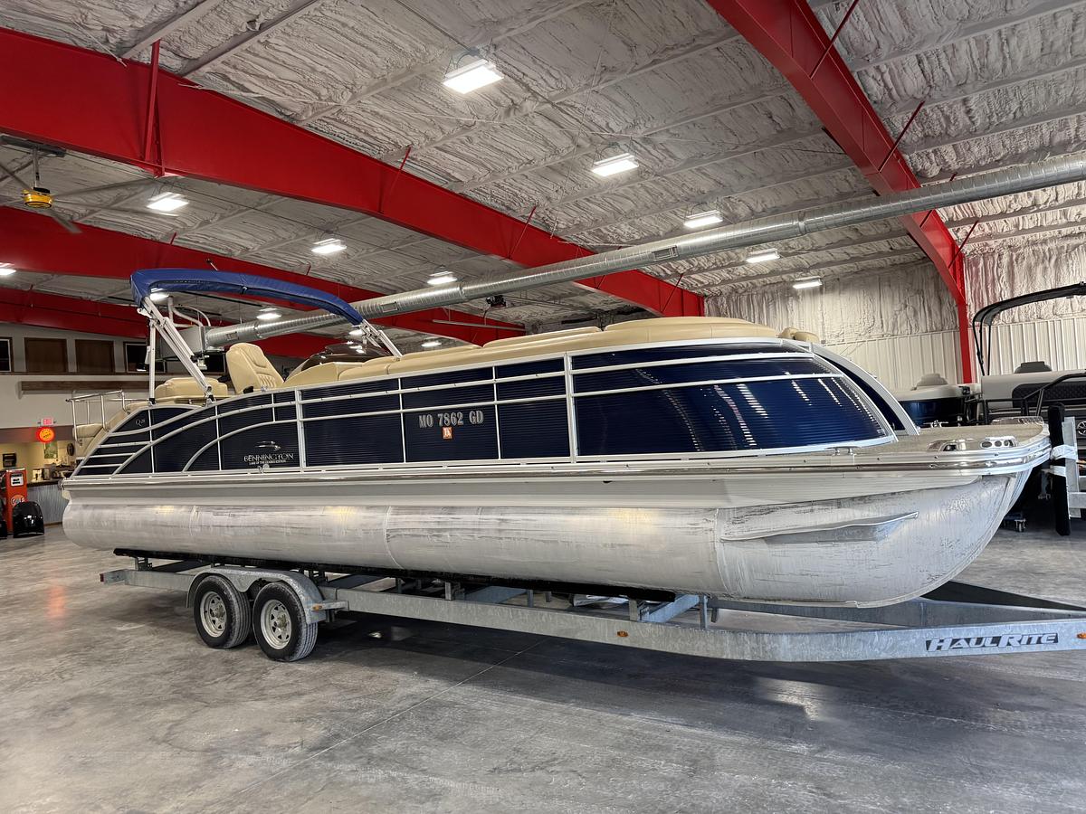 Used 2015 Bennington 2875 QCW