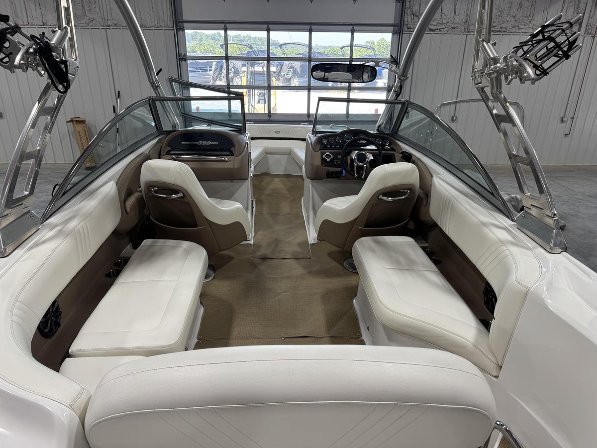 Used 2013 Cobalt 262 WSS