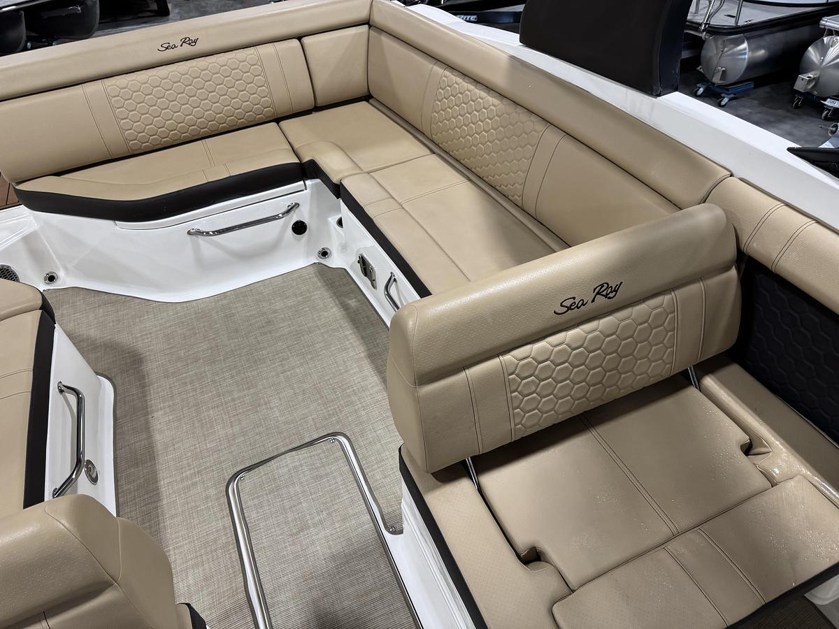 Used 2018 Sea Ray 270 SDX