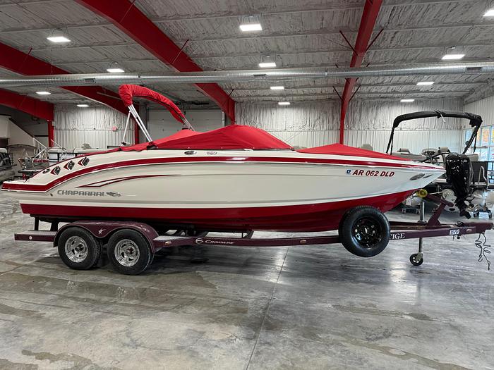 Used 2011 Chaparral 226 SSi