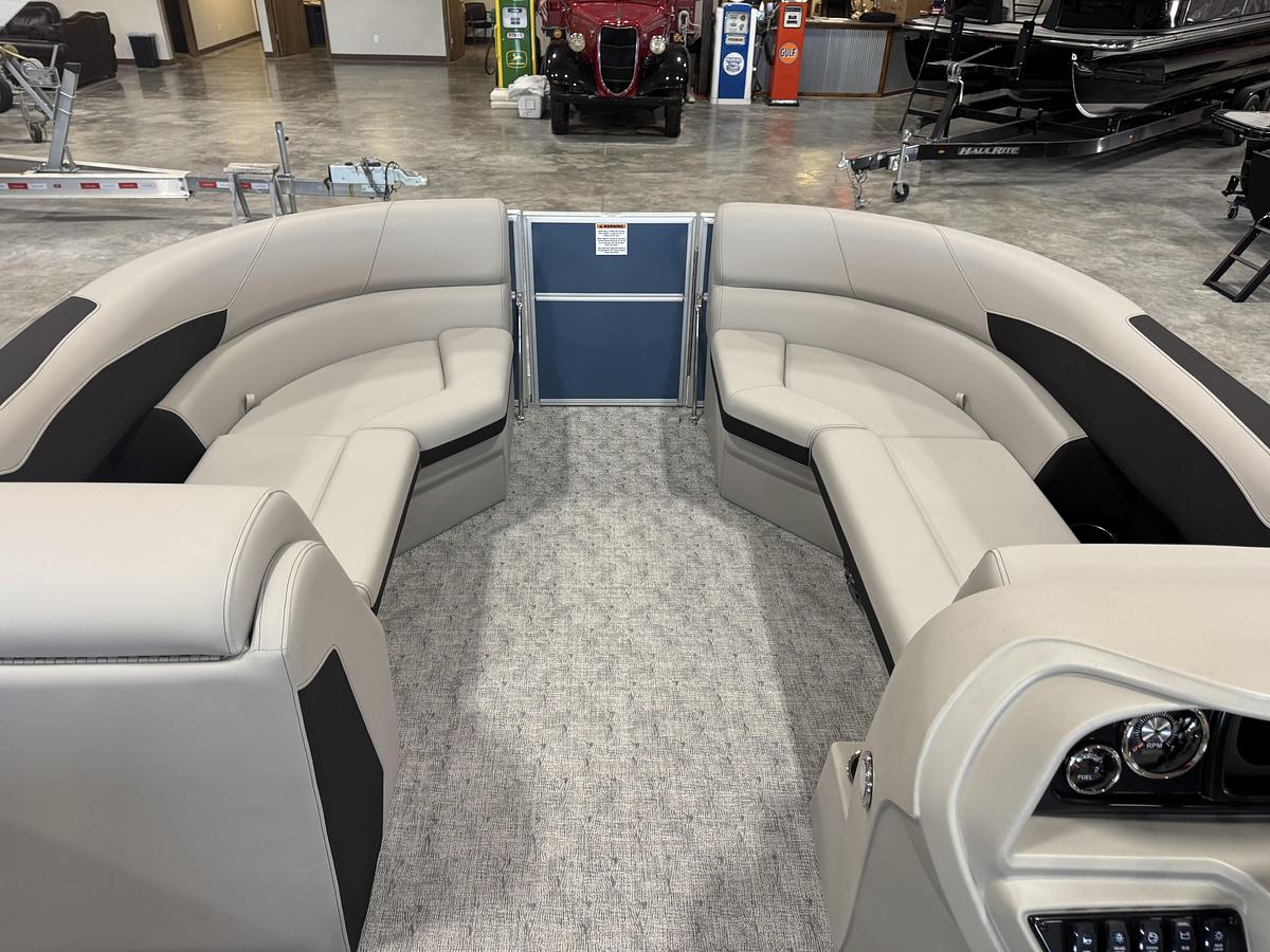 2026 Berkshire 24 RFX LE