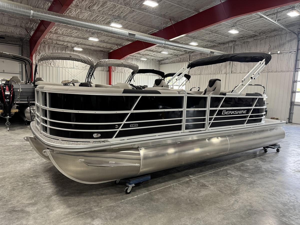 Used 2026 Berkshire 22 RFX LE