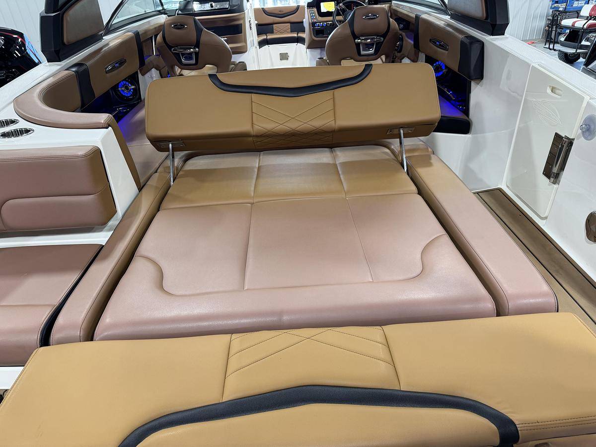 Used 2021 Chaparral 287 SSX