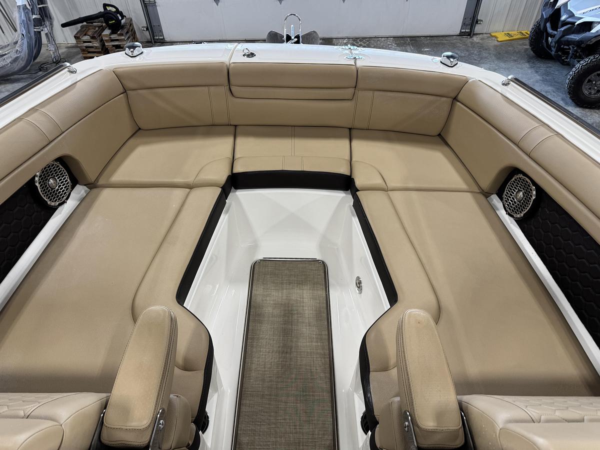 Used 2018 Sea Ray 270 SDX