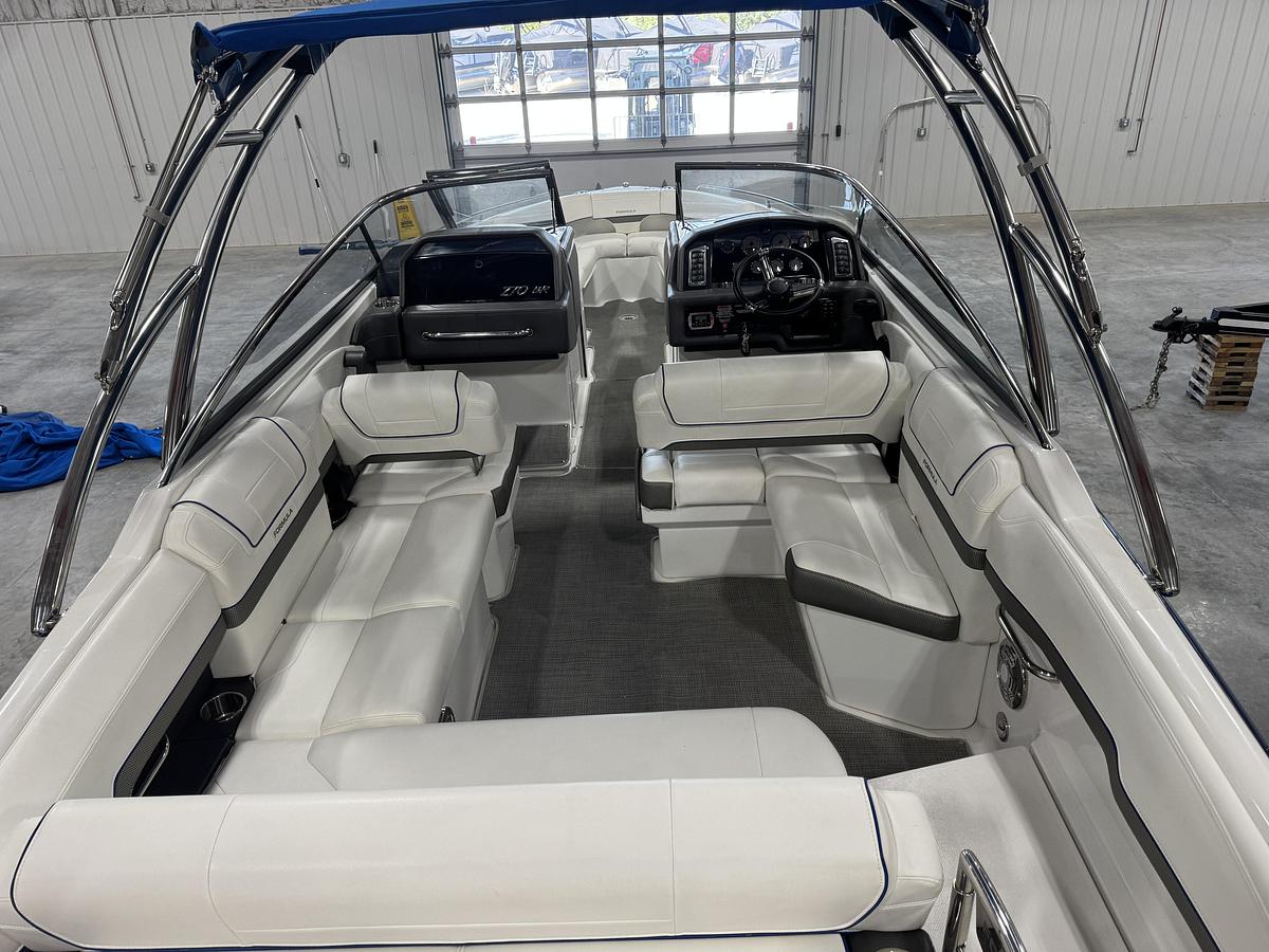 Used 2016 Formula 270 BR