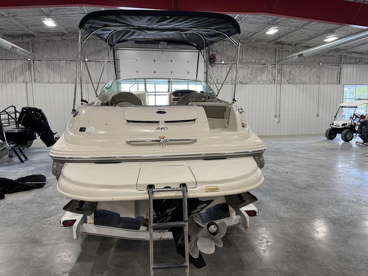 Used 2005 Sea Ray 240 Sundeck