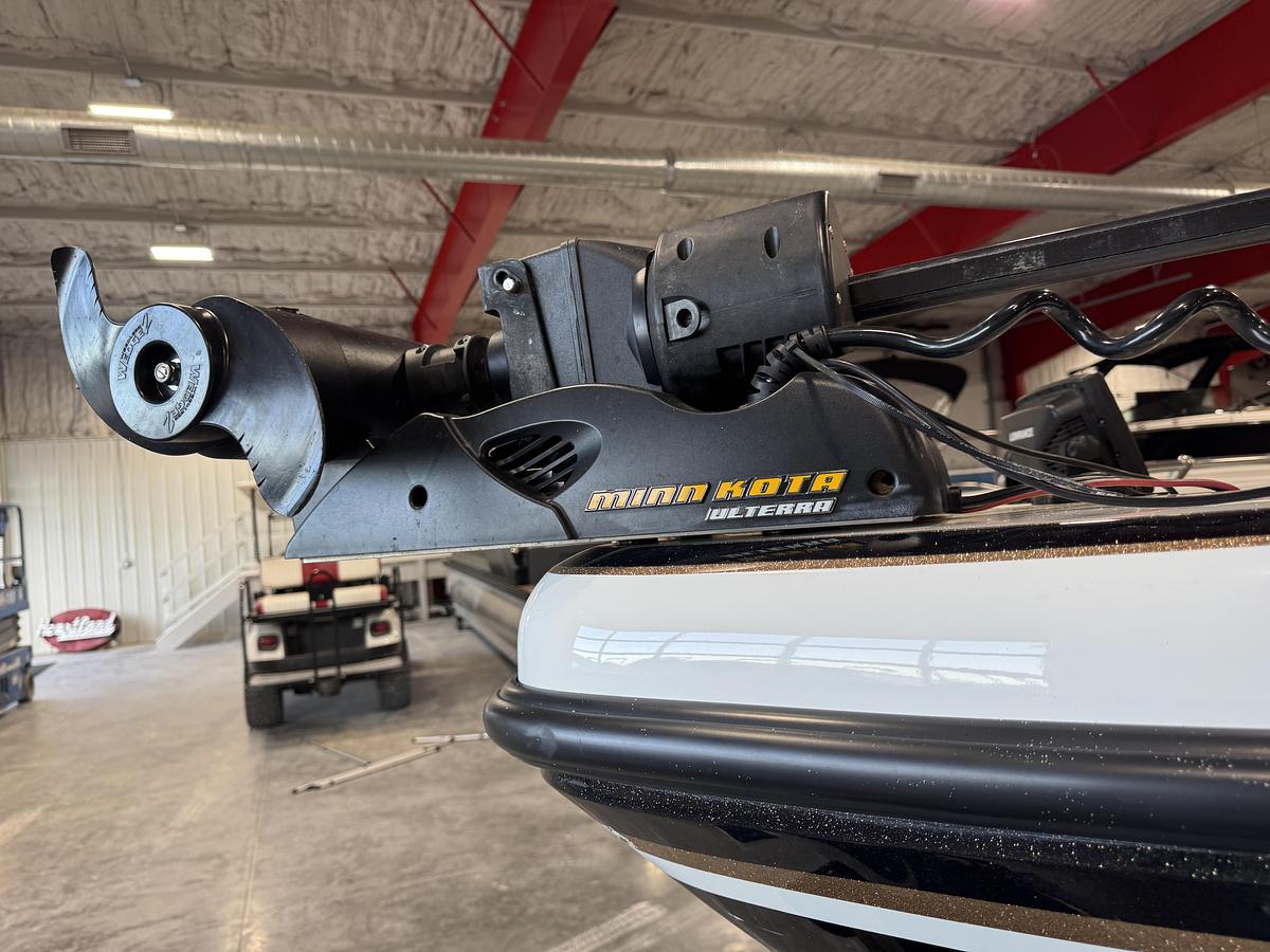 Used 2014 Nitro 21 ZV