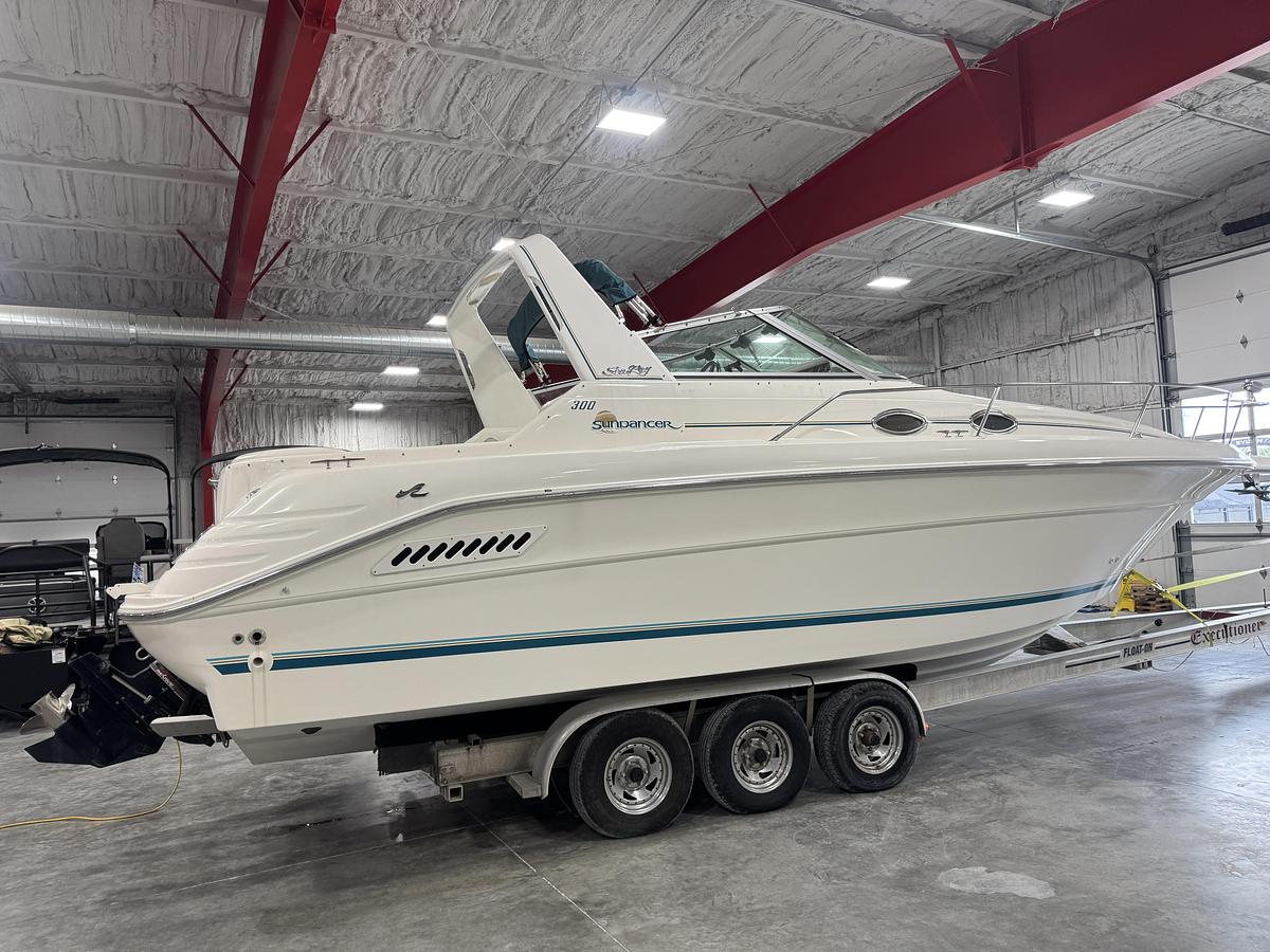 Used 1994 Sea Ray 300 Sundancer