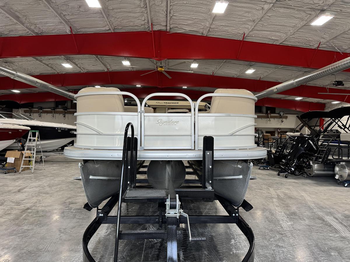 Used 2016 Sun-Tracker 22 Party Barge DLX XP3