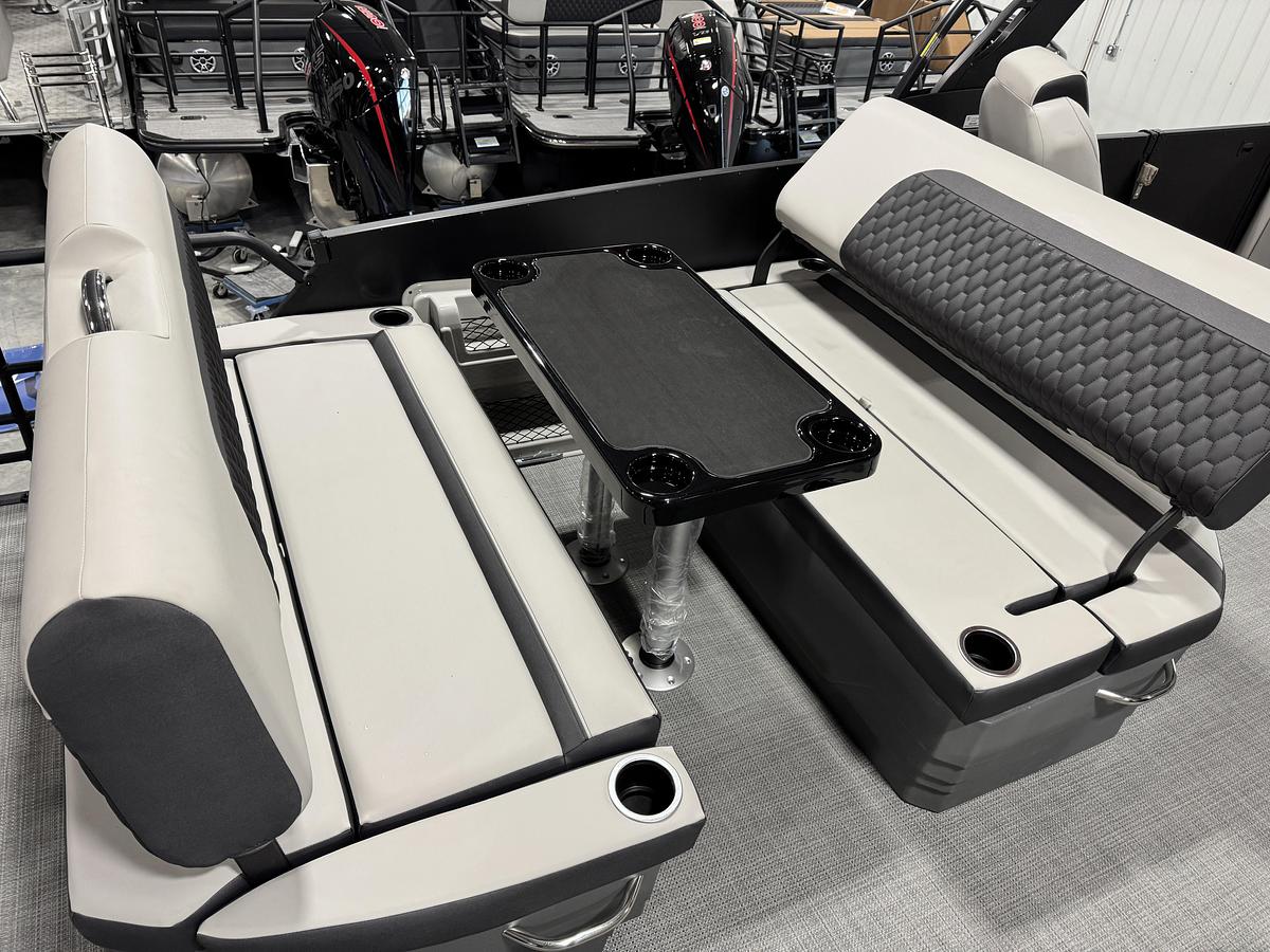 2026 Sylvan L-5 Platinum