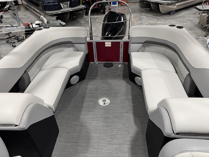 Used 2022 Lowe 270 SS