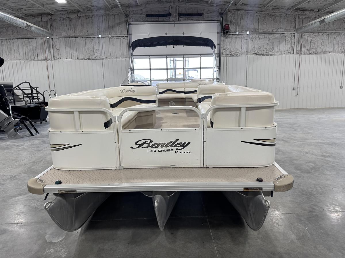 Used 2010 Bentley 243 Cruise