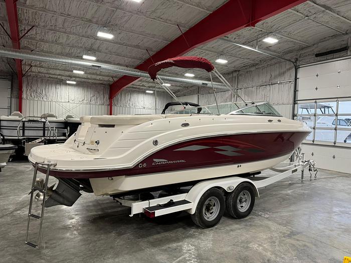 Used 2004 Chaparral 256 SSi