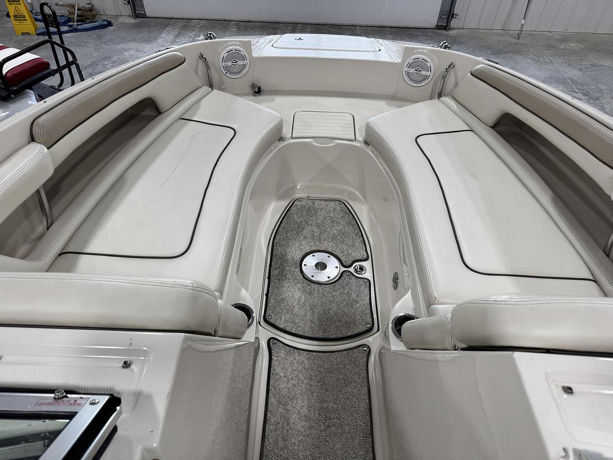 Used 2010 Sea Ray 280 Sundeck