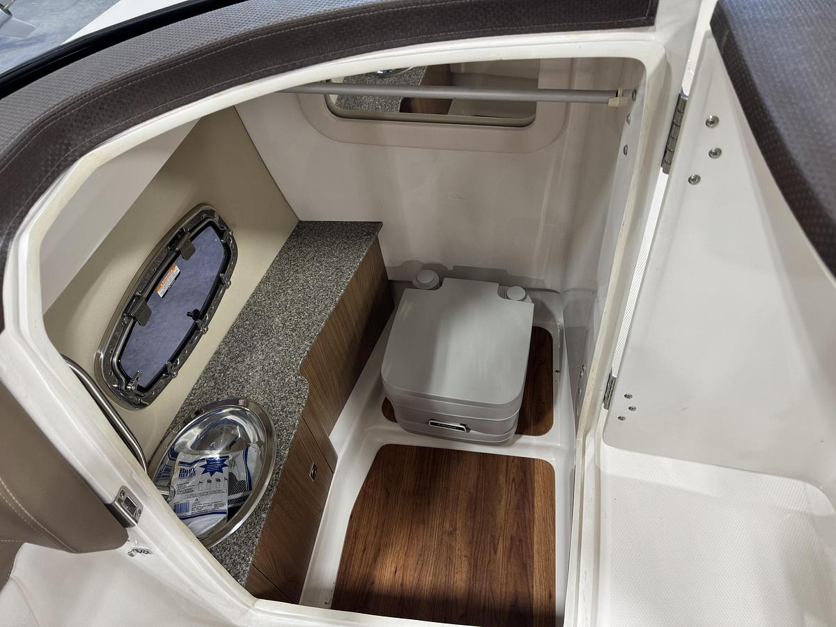 Used 2015 Chaparral 257 SSX