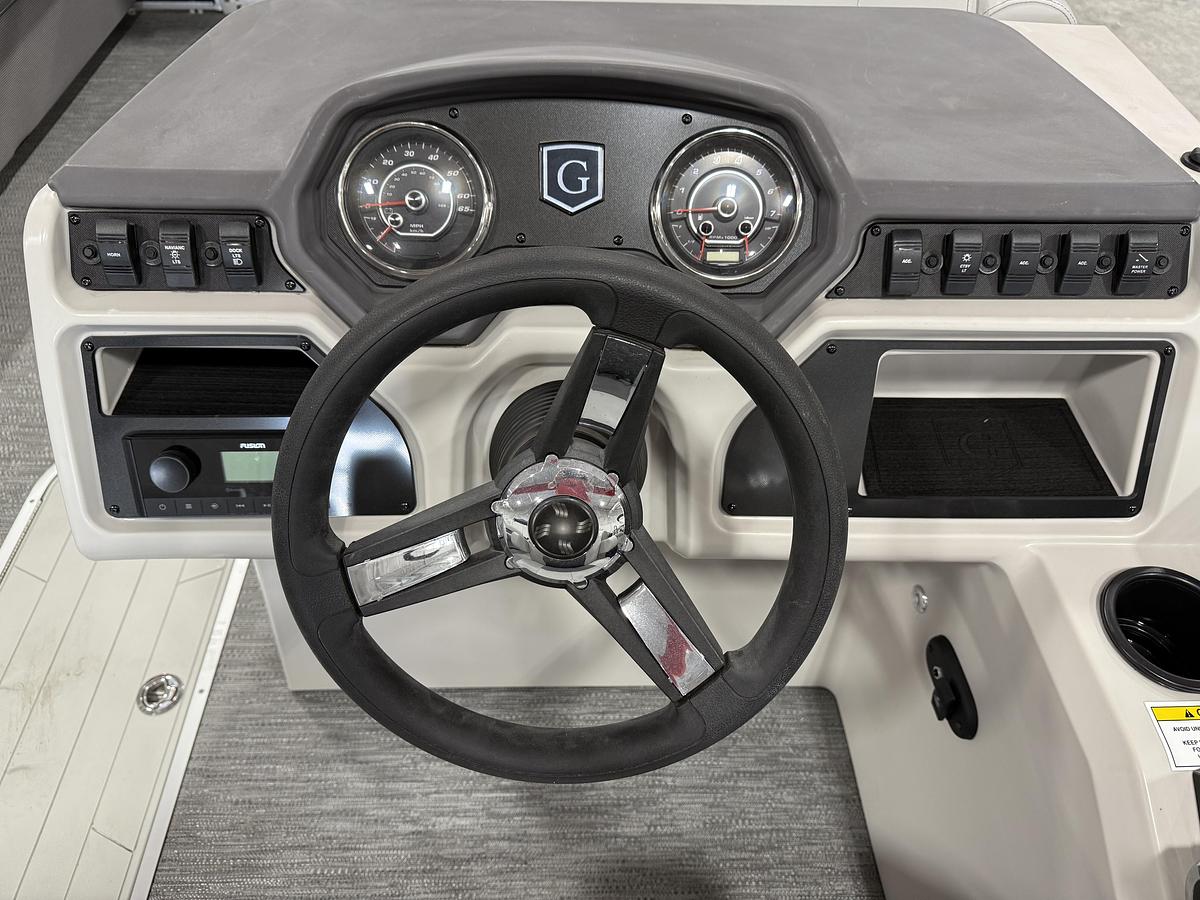 Used 2023 Sweetwater 2286