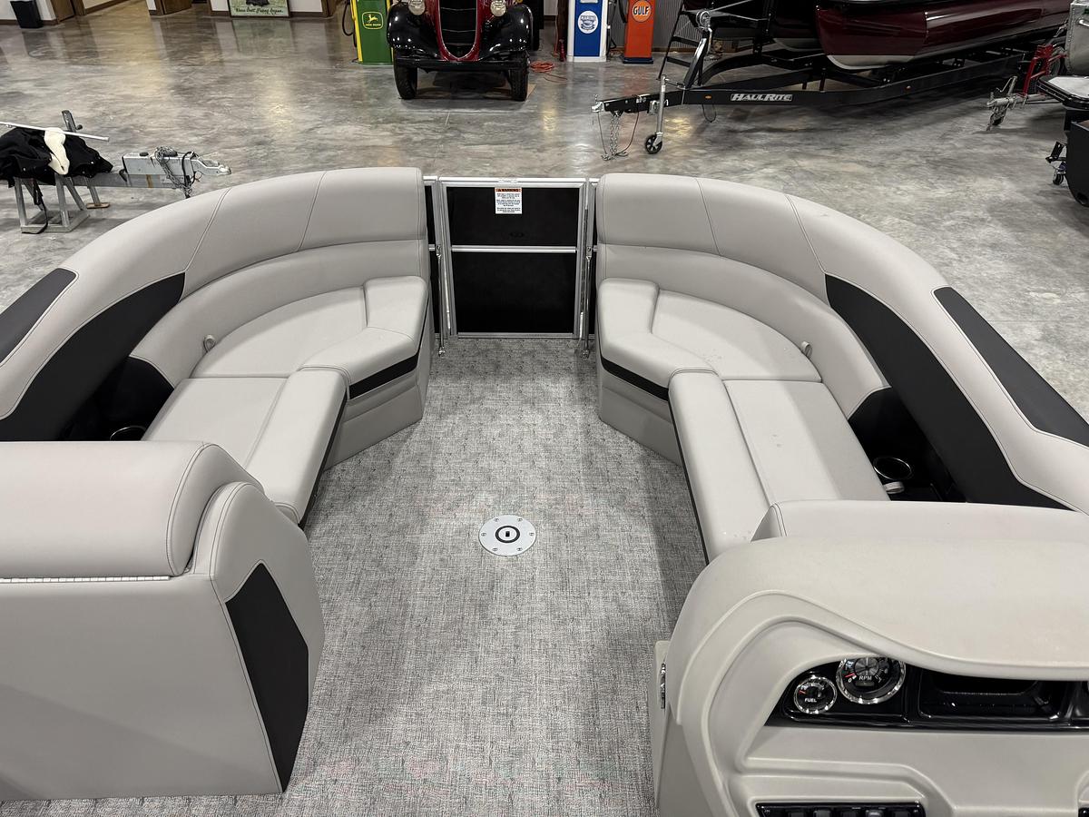 2026 Berkshire 24 UL LE