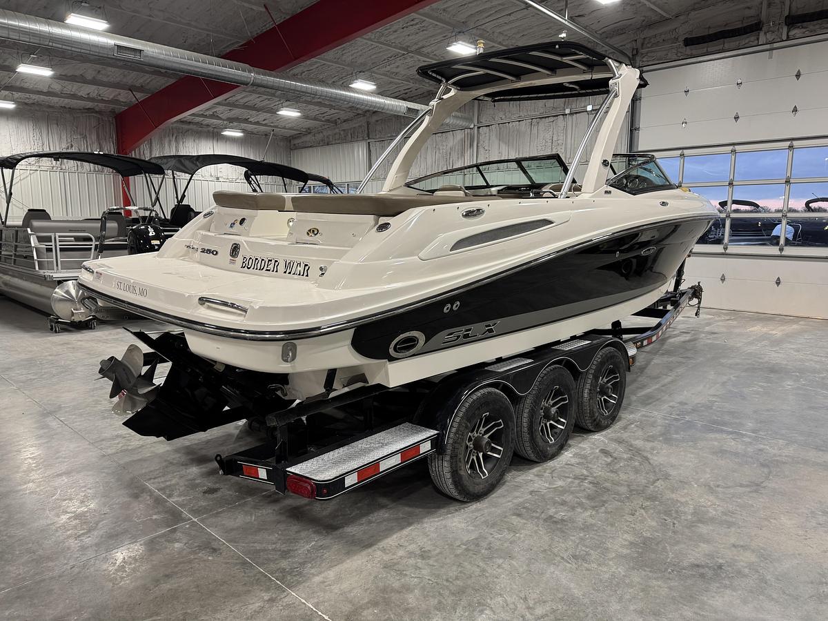 Used 2011 Sea Ray 250 SLX