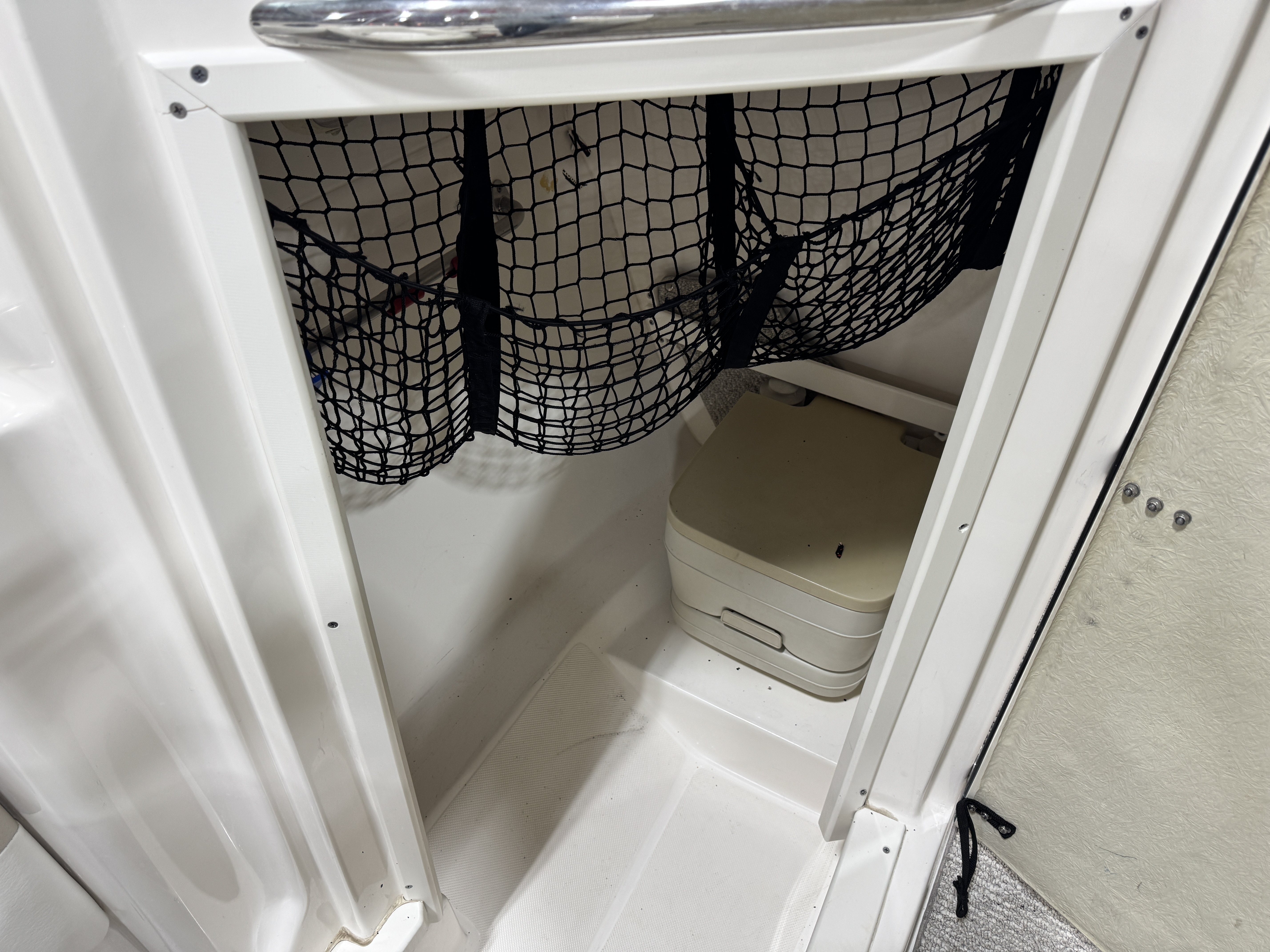 Used 2006 Rinker 246 BR