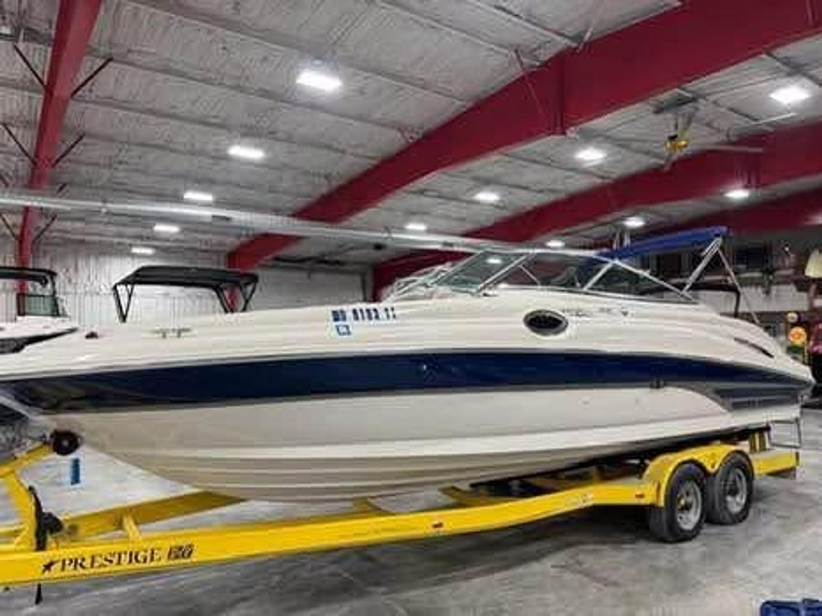 Used 2004 Sea Ray 270 Sundeck