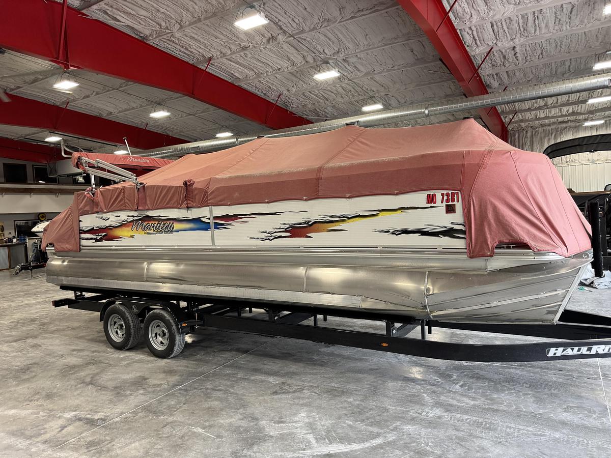 Used 2010 Monterey 25 X-Plode