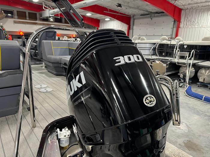 Used 2024 Manitou Explore 24 Navigator