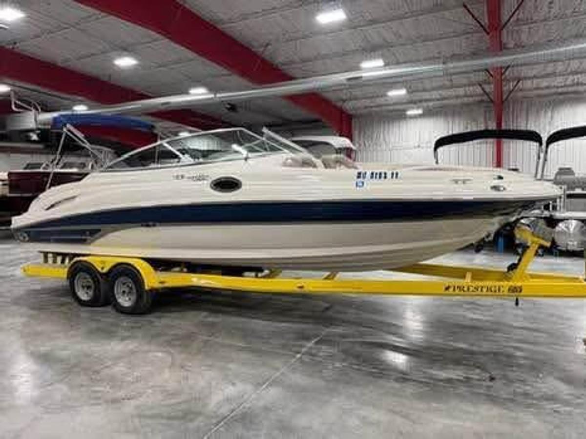 Used 2004 Sea Ray 270 Sundeck
