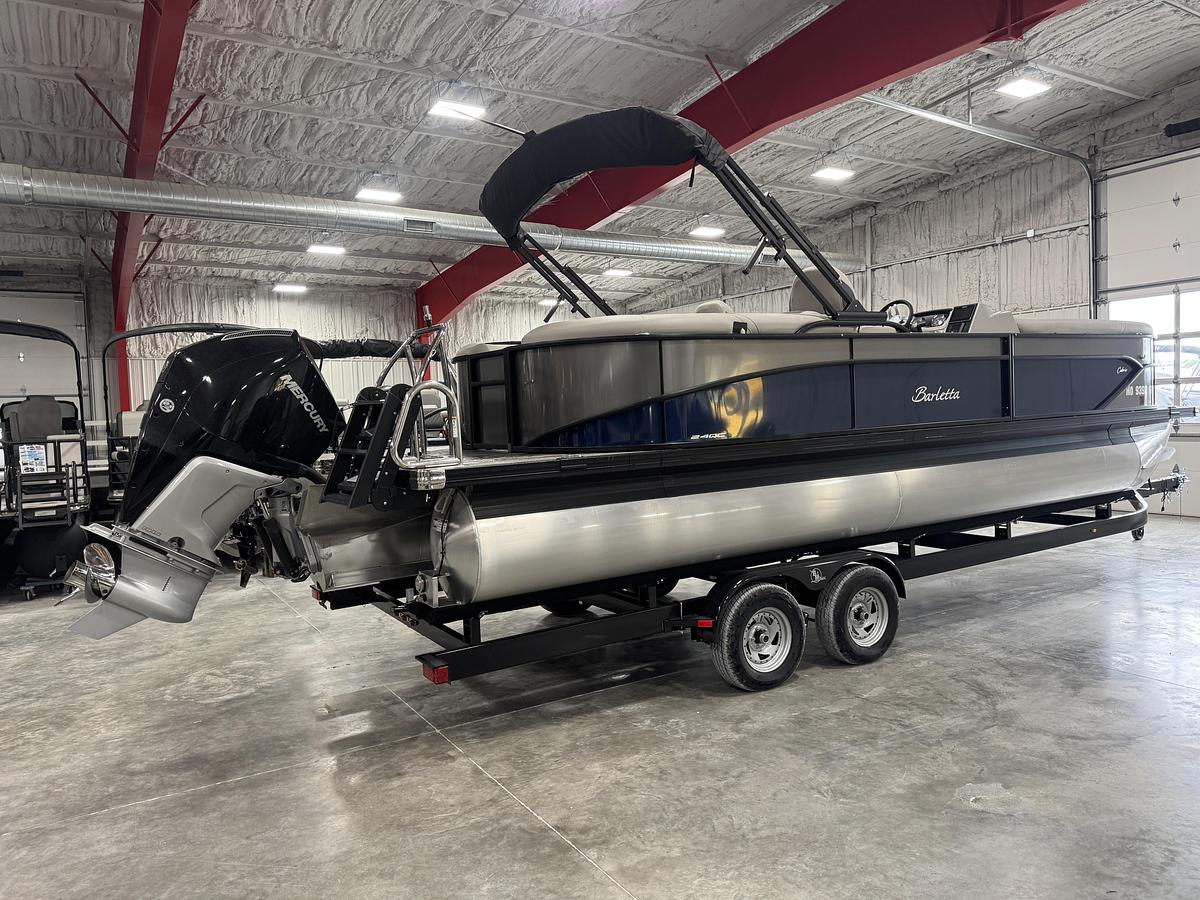 Used 2025 Barletta 24 QC