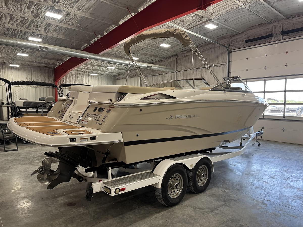 Used 2017 Regal 2700 BR