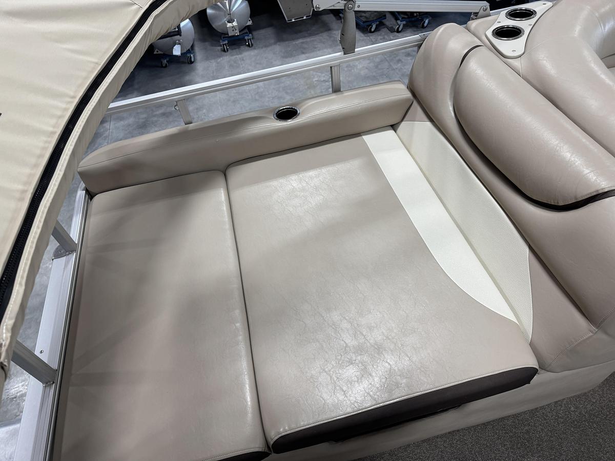 Used 2016 Sun-Tracker 22 Party Barge DLX XP3