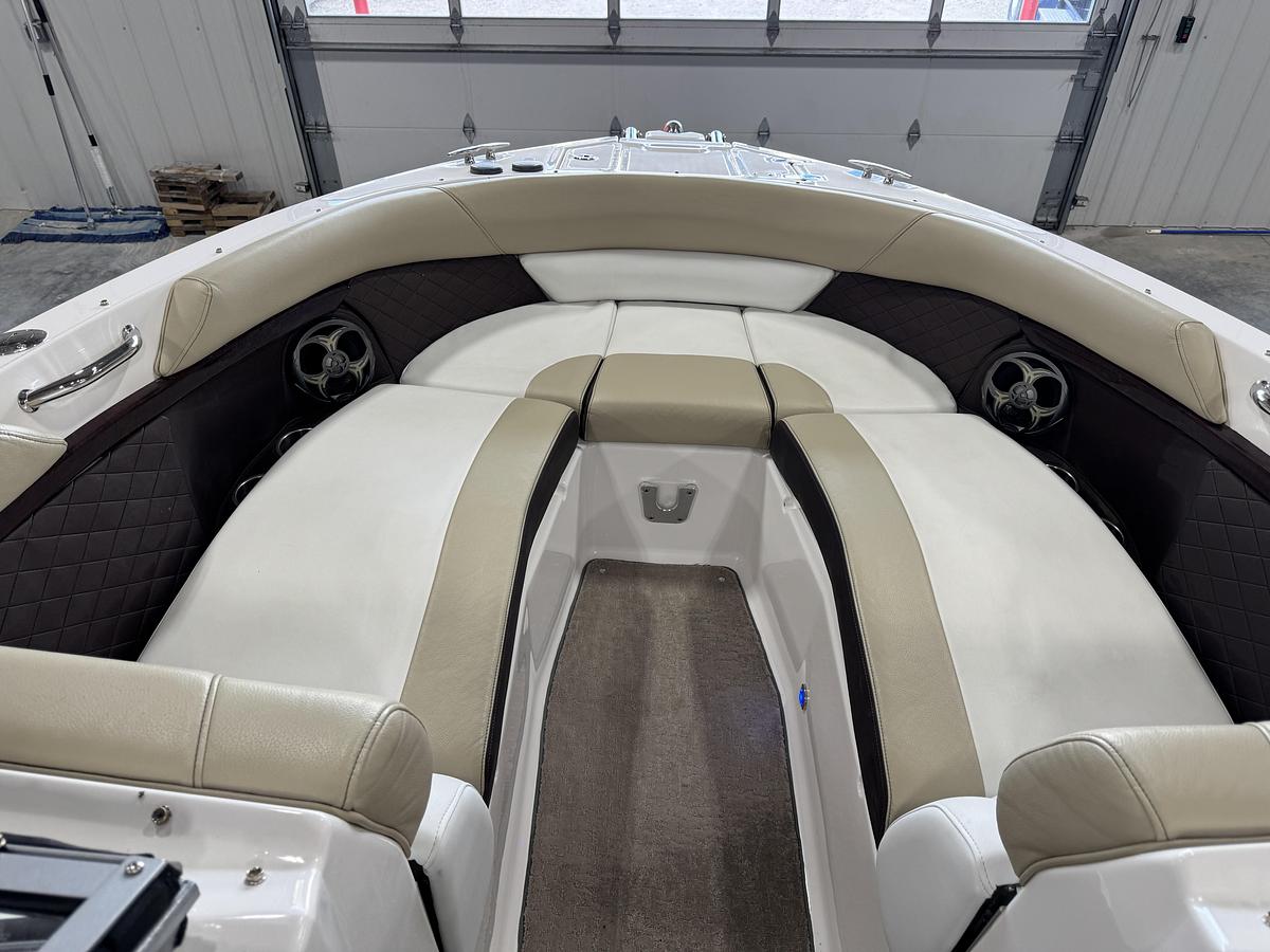 Used 2015 Regal 2700