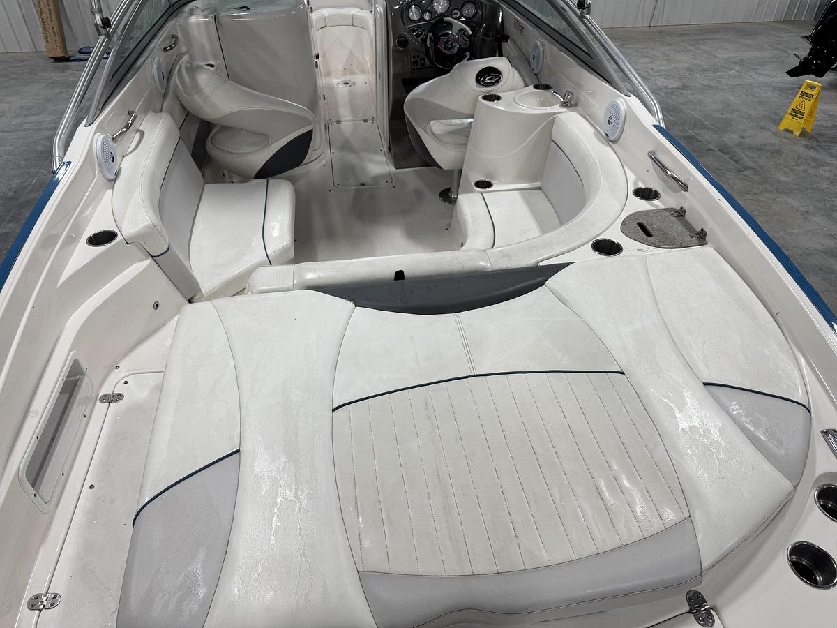 Used 2007 Rinker 246 BR