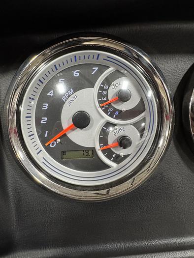 Used 2022 Avalon Catalina 2585