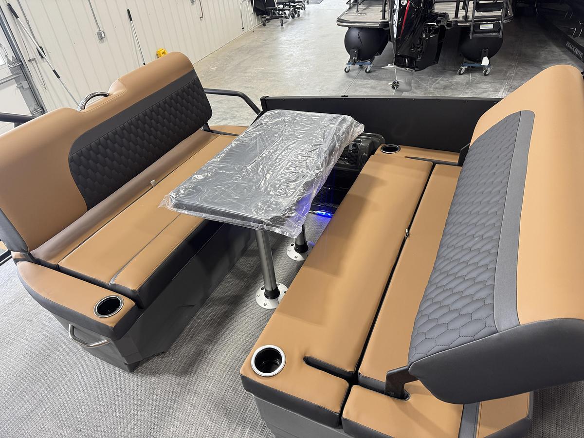 2026 Sylvan L-5 Platinum