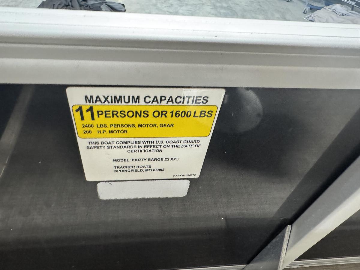 Used 2018 Sun-Tracker 22 Party-Barge DLX XP-3