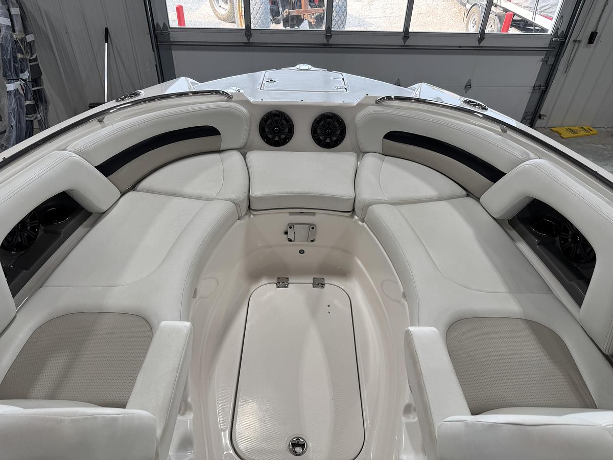 Used 2013 Chaparral 264 Sunesta