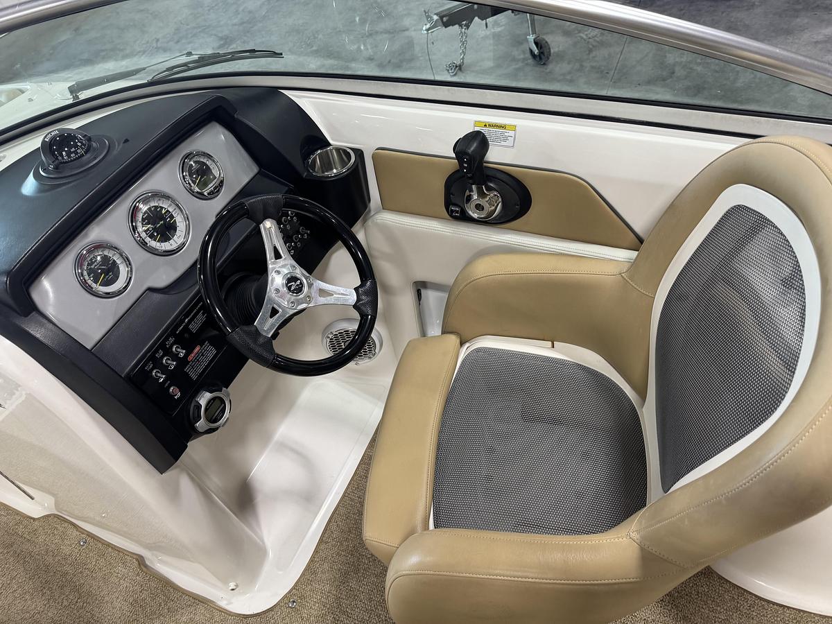 Used 2011 Sea Ray 240 Sundeck