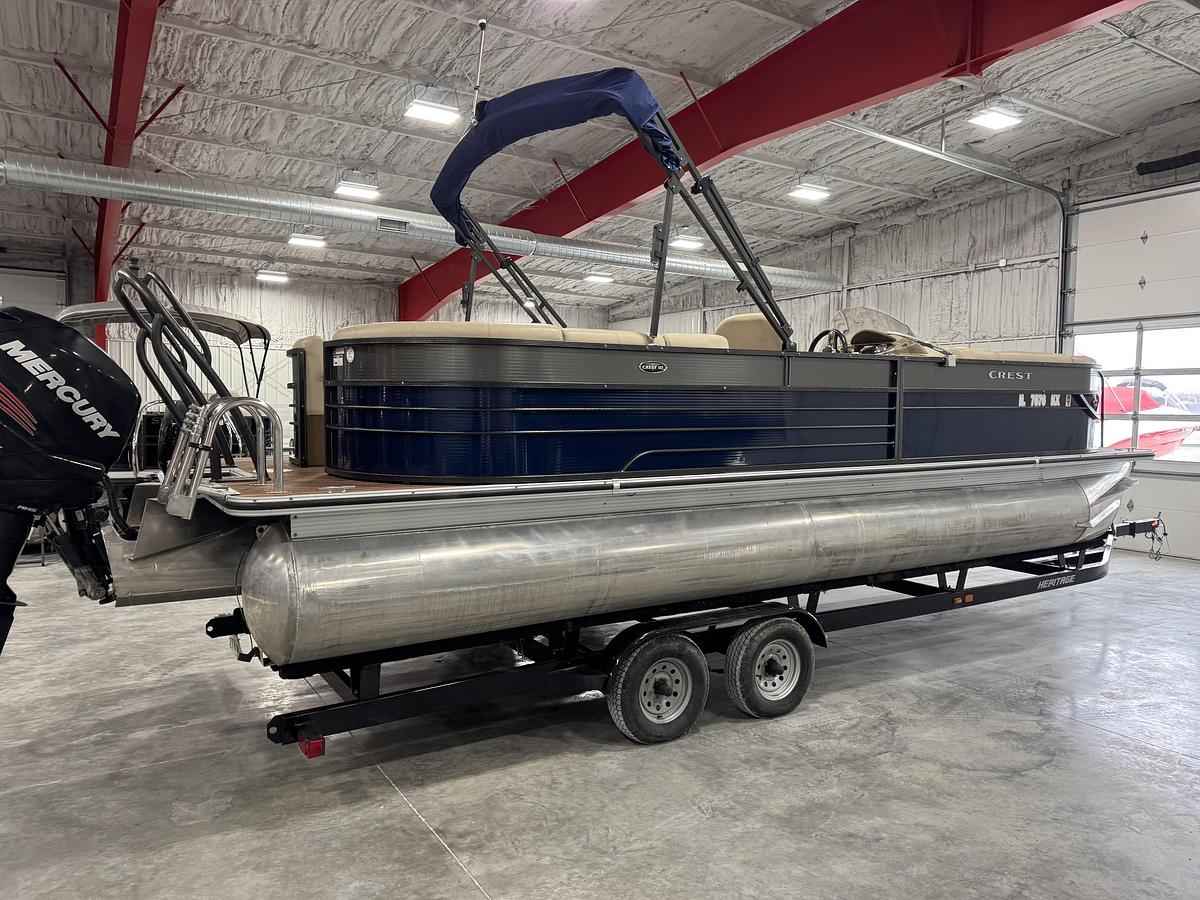 Used 2017 Crest Crest III